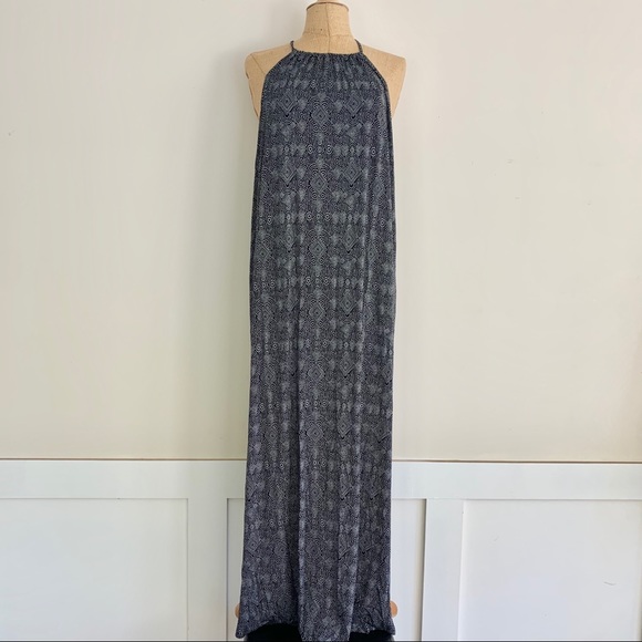 Plus size maxi dress - Picture 2 of 10
